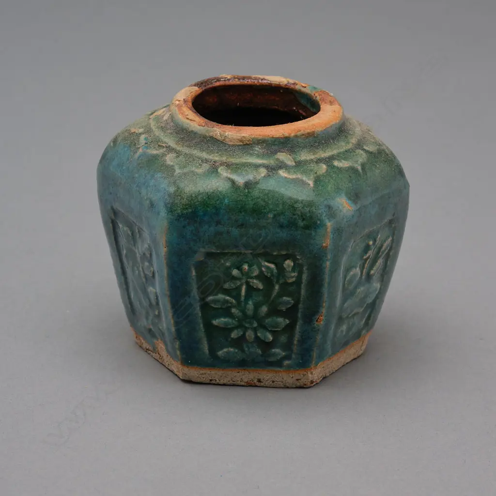 Chinese stoneware jar, Image 1++